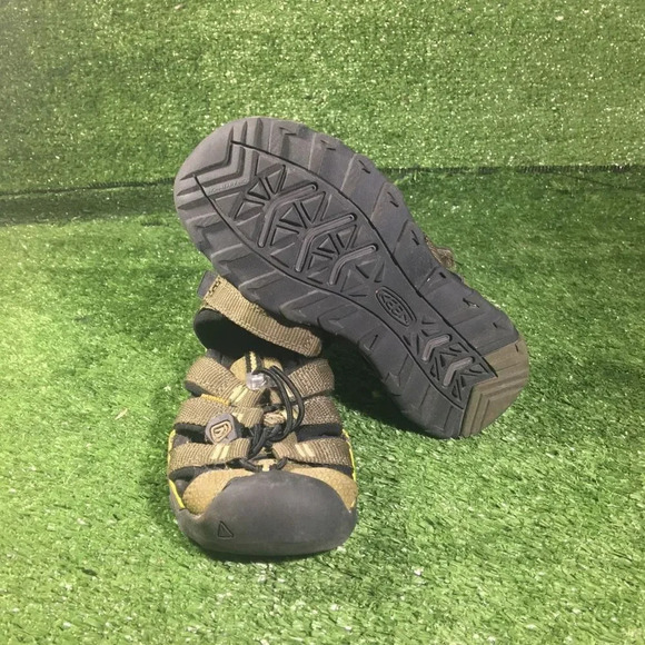 Kids Keen sandal Newport H2 size 12 summer play shoe lightweight waterproof - Picture 3 of 3